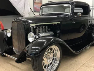 Ford 3-Window Hot Rod